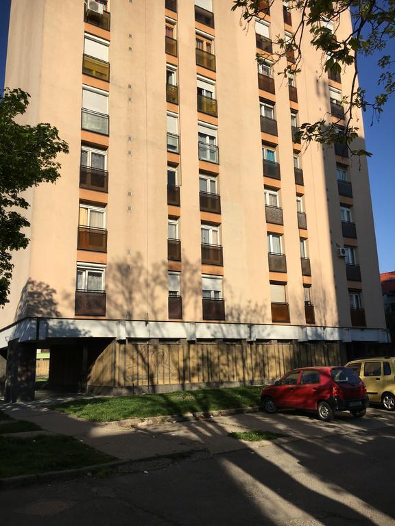Hetedik Apartman Печ Экстерьер фото